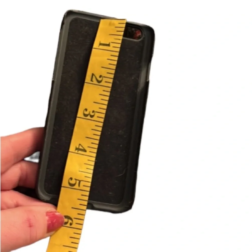 IPHONE 5,6 Black case with multiple tools & kick stand great for outdoors
